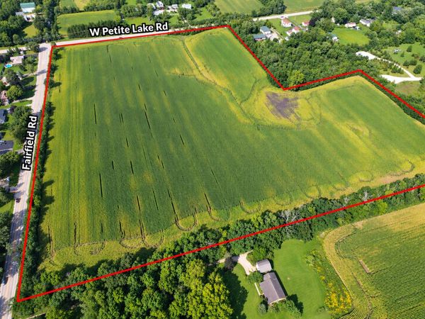 24143 W Petite Lake Road , Lake Villa, IL 60046