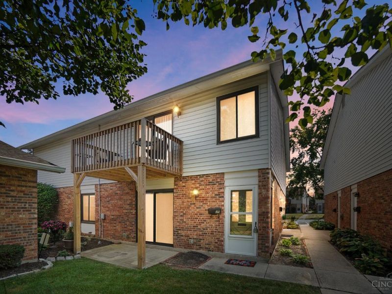 25 Dusk Court, Fairfield, OH 45014 Photo 2