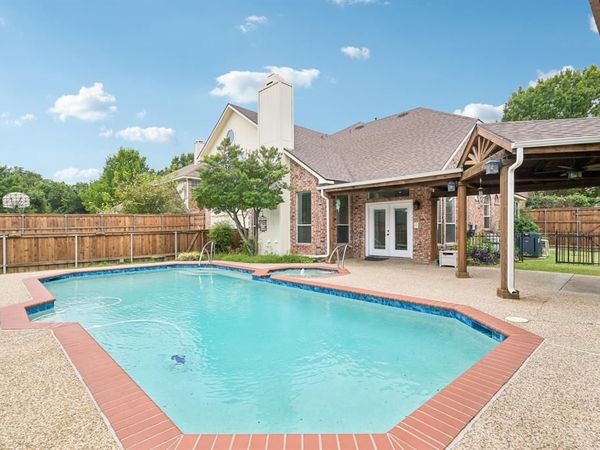 7410 Silverthorn Drive, Rowlett, TX 75089