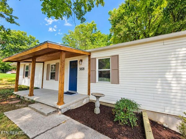 5828 NE Eldridge Rd, Knoxville, TN 37918
