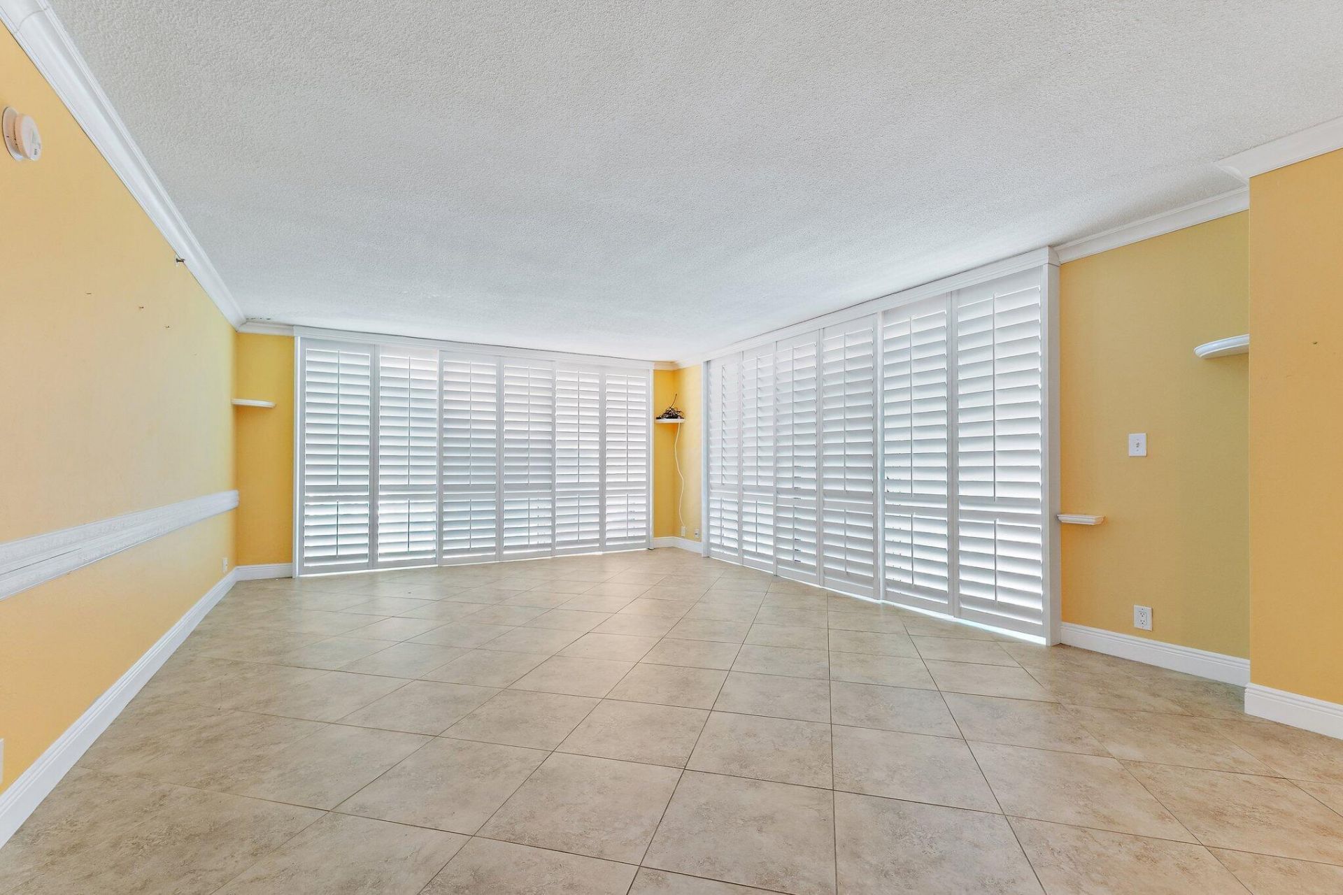 375 Beach Road, Unit 201, Tequesta, FL 33469 Photo