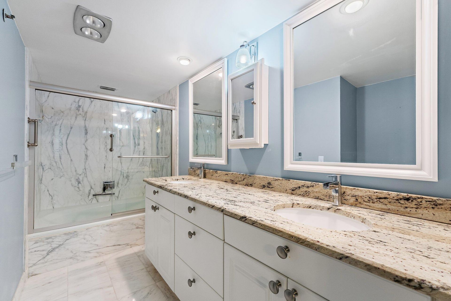 375 Beach Road, Unit 201, Tequesta, FL 33469 Photo