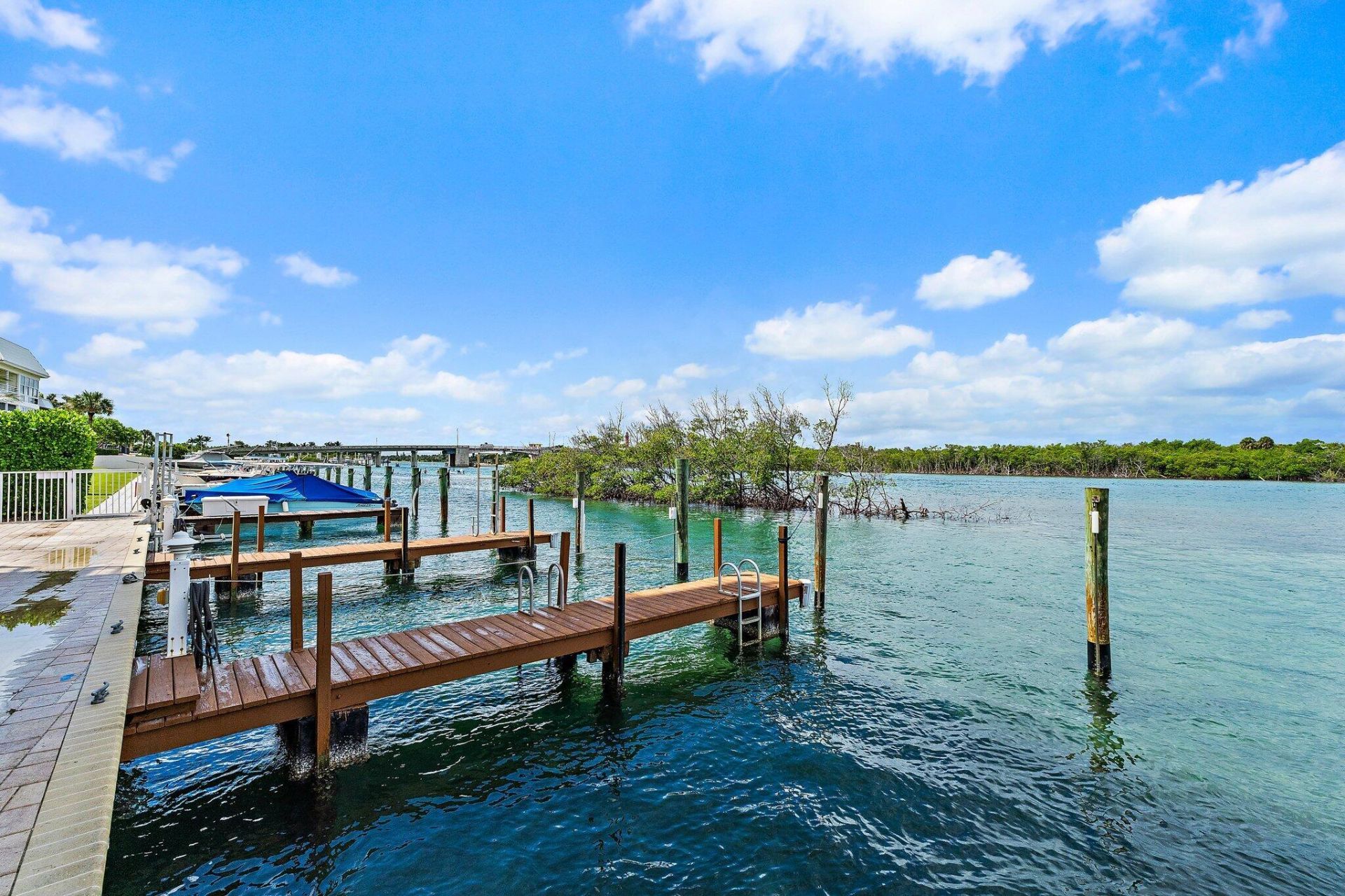 375 Beach Road, Unit 201, Tequesta, FL 33469 Photo