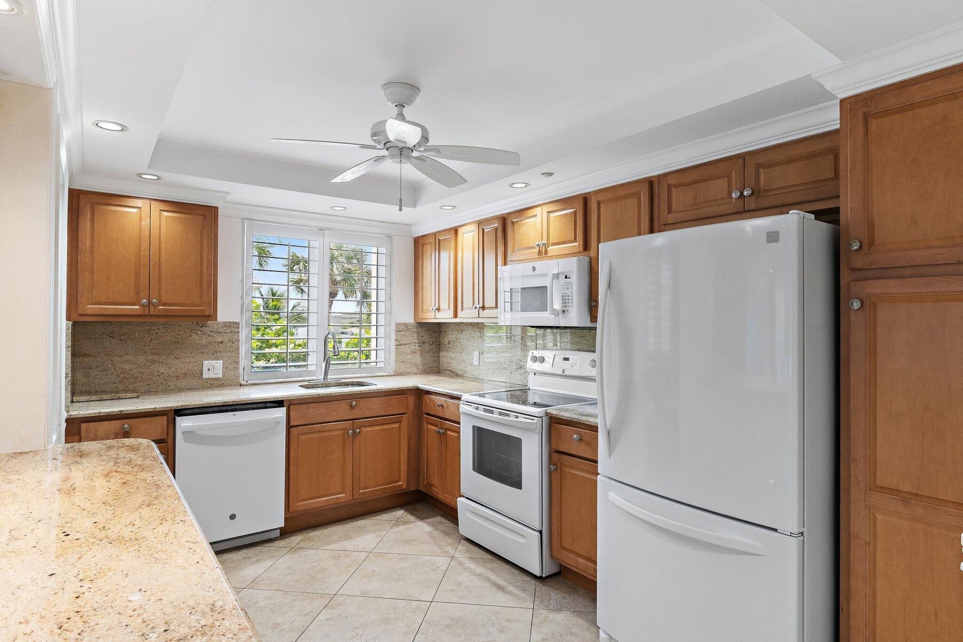 375 Beach Road, Unit 201, Tequesta, FL 33469 Photo