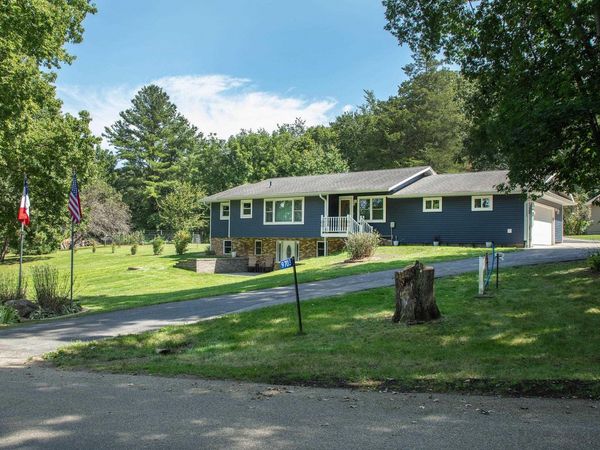 9703 Sylvan , Janesville, IA 50647