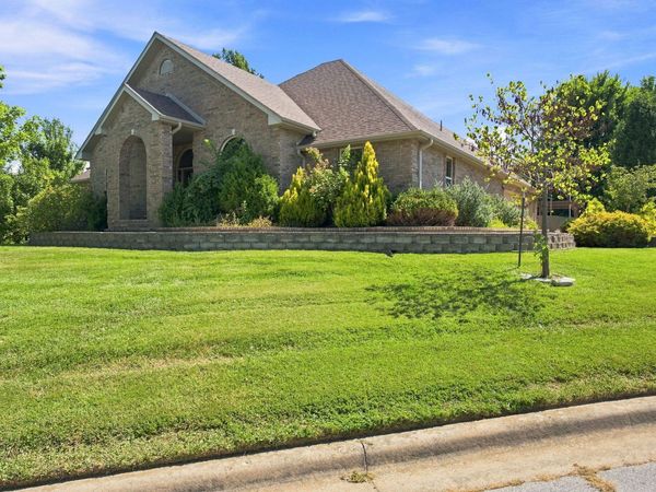 615 Canary Way , Rogersville, MO 65742