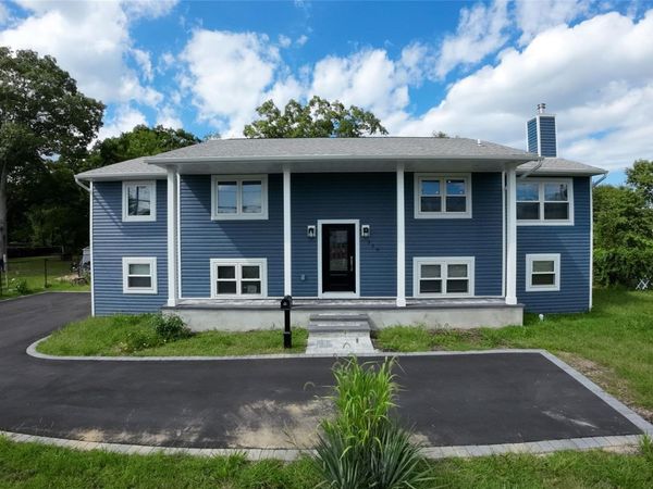 529 Spur Drive N, Bay Shore, NY 11706