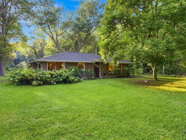 4292 Pier Road, Benton Harbor, MI 49022