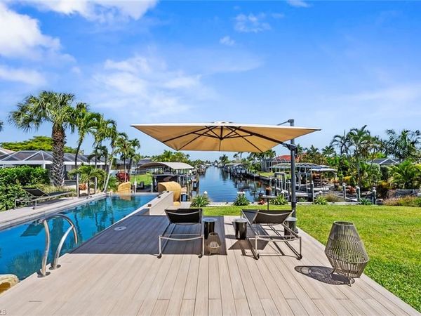 1933 Cornwallis PKWY, CAPE CORAL, FL 33904