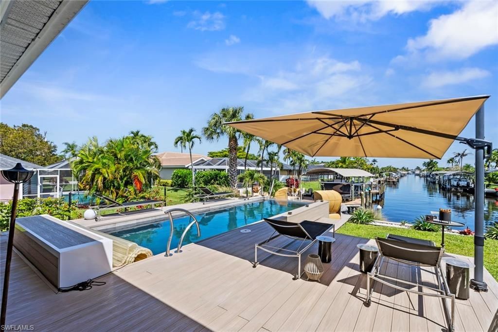 1933 Cornwallis Pkwy, Cape Coral, FL 33904 Photo