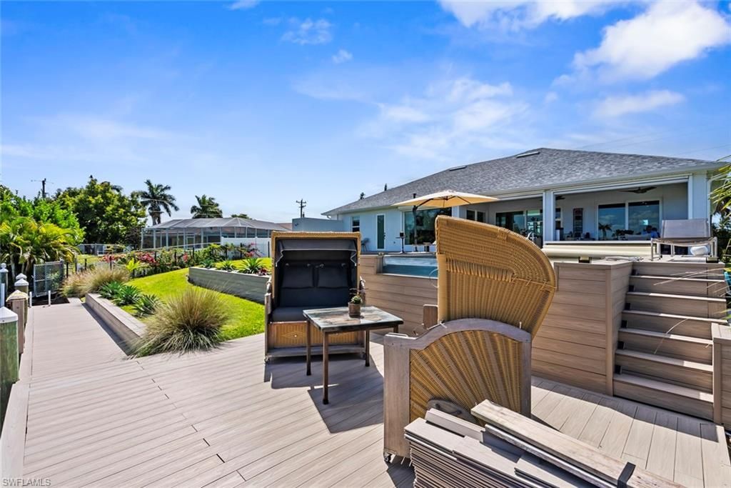 1933 Cornwallis Pkwy, Cape Coral, FL 33904 Photo