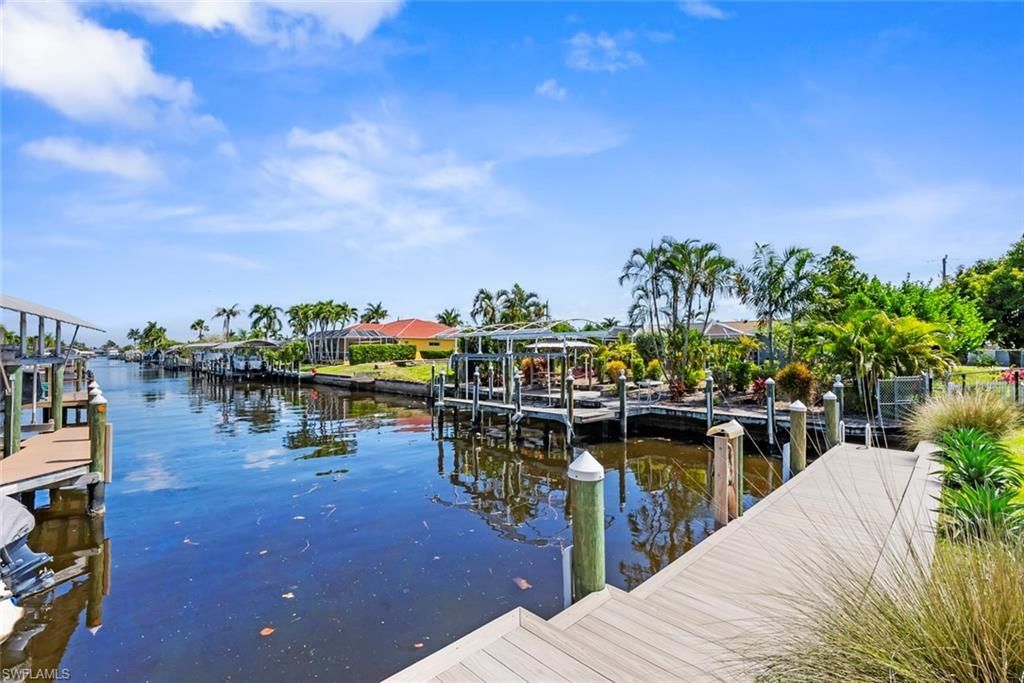 1933 Cornwallis Pkwy, Cape Coral, FL 33904 Photo