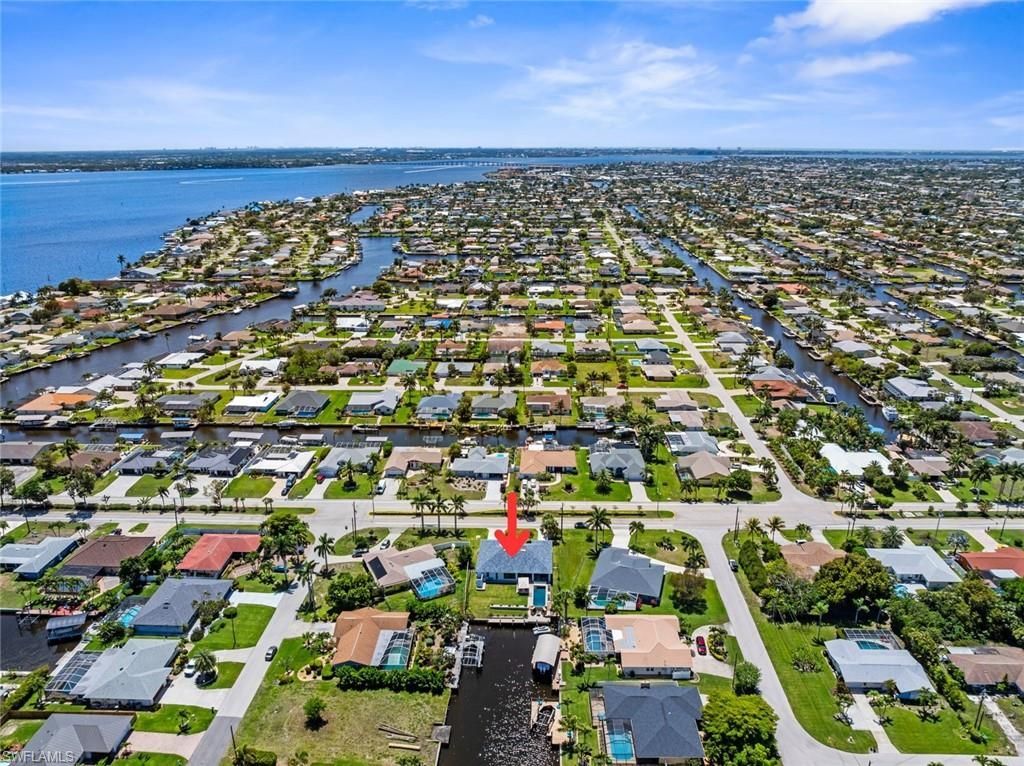 1933 Cornwallis Pkwy, Cape Coral, FL 33904 Photo