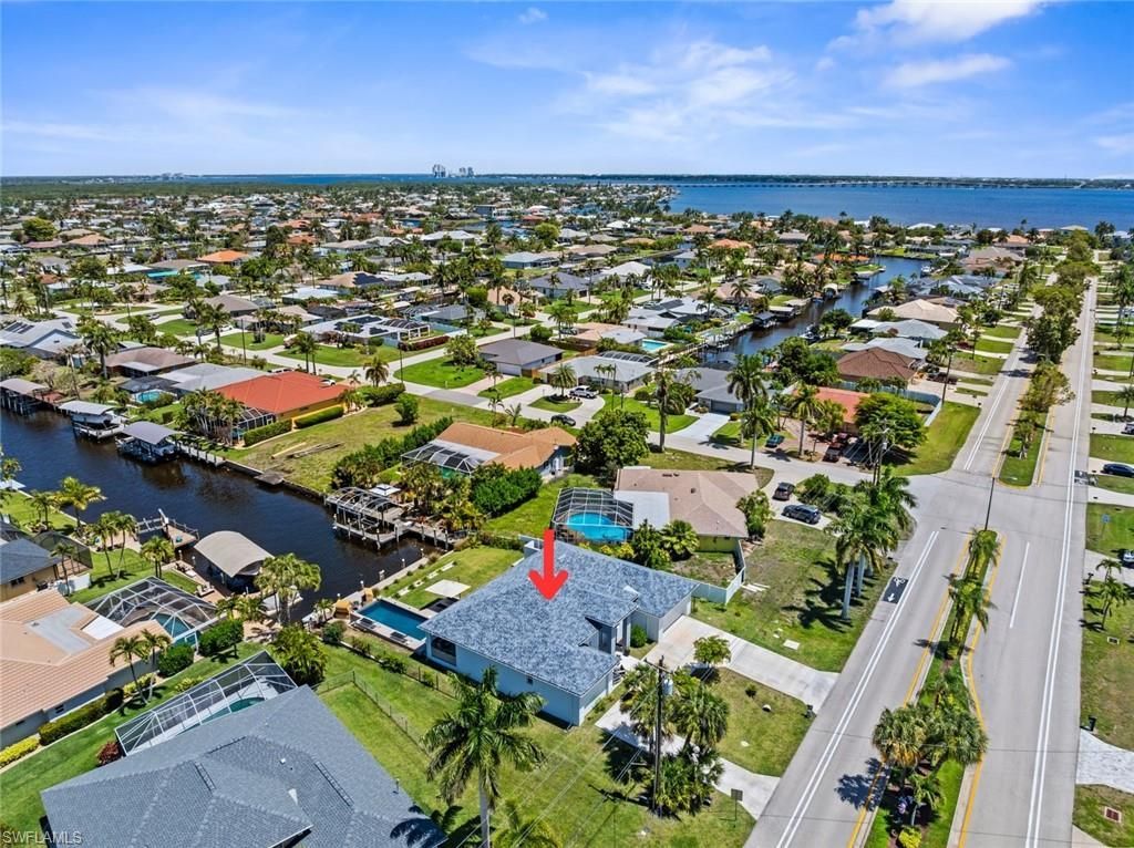 1933 Cornwallis Pkwy, Cape Coral, FL 33904 Photo