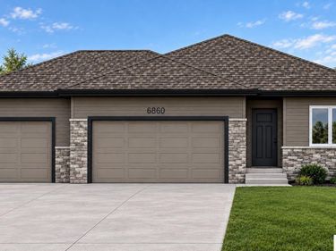 6860 Stony Point Drive, Papillion, NE 68046