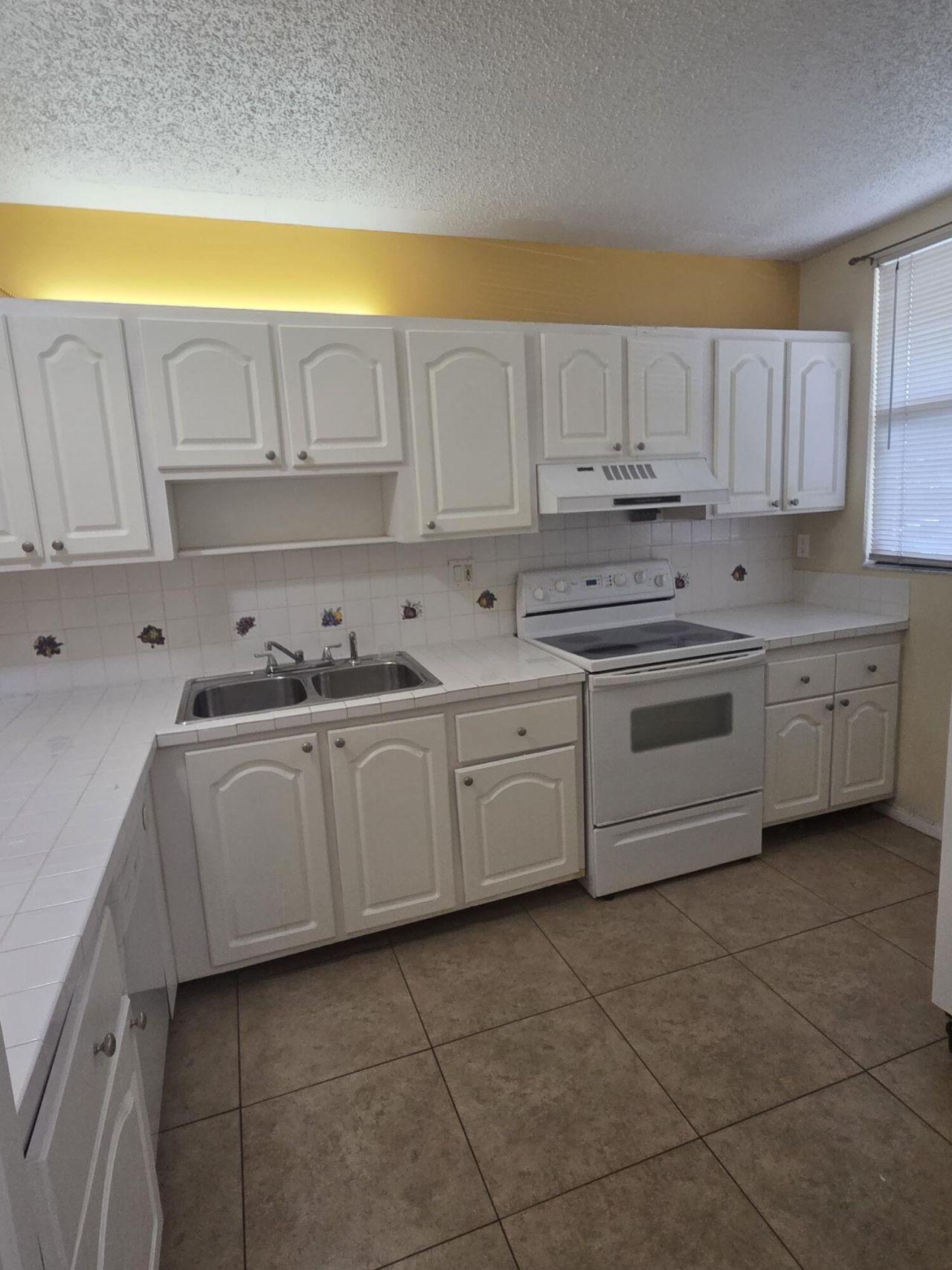 8419 Forest Hills Drive, Unit 105, Coral Springs, FL 33065 Photo