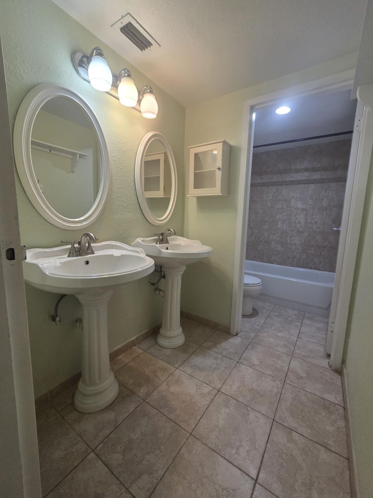 8419 Forest Hills Drive, Unit 105, Coral Springs, FL 33065 Photo