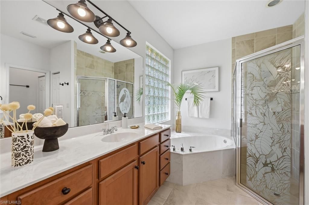 1892 Par Dr , Naples, FL 34120 Photo