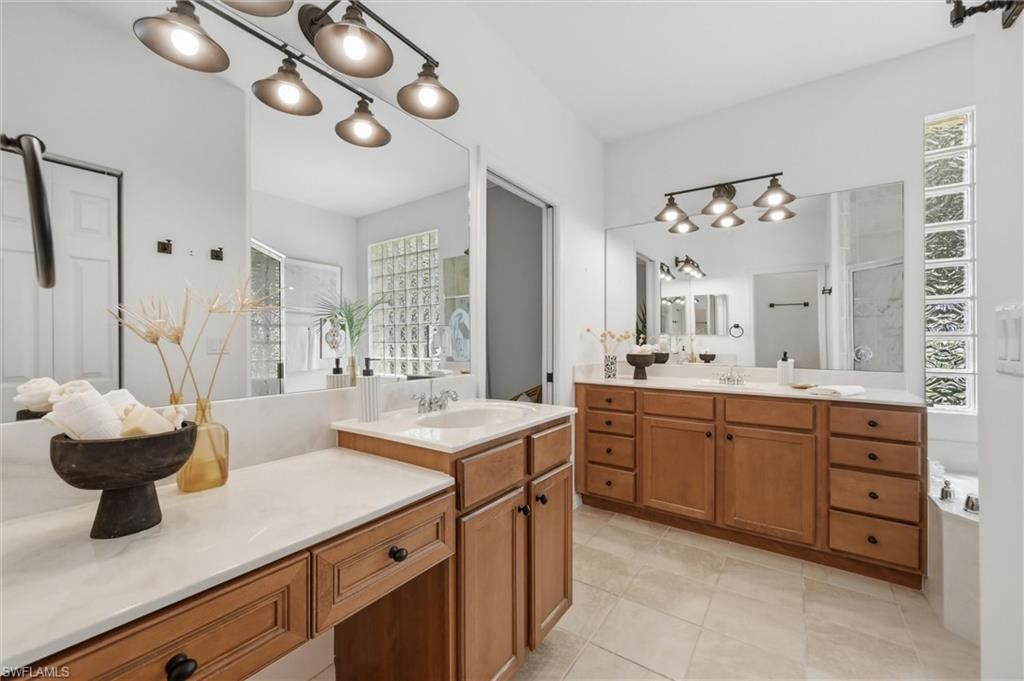 1892 Par Dr , Naples, FL 34120 Photo