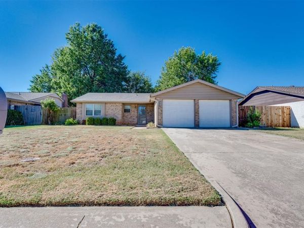 1070 Cumberland Mansion , Yukon, OK 73099