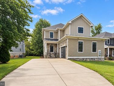 10704 WARWICK AVENUE, Unit A, FAIRFAX, VA 22030