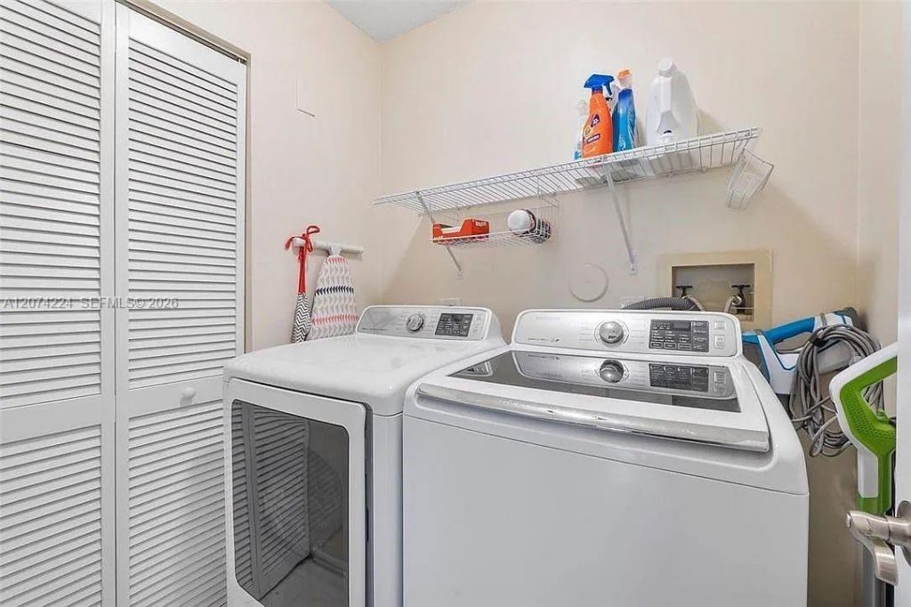 3724 Wilderness Way , Coral Springs, FL 33065 Photo
