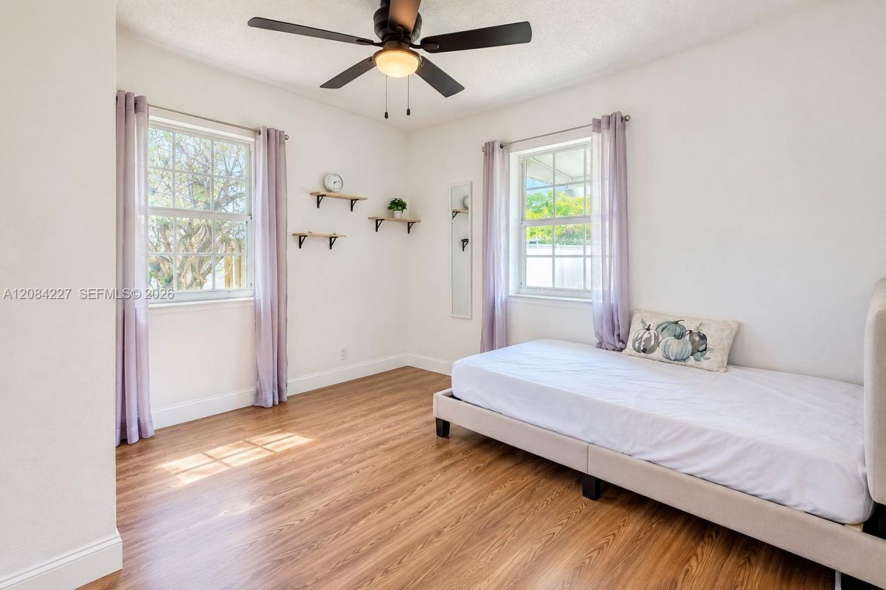 2740 Dewey St, Hollywood, FL 33020 Photo