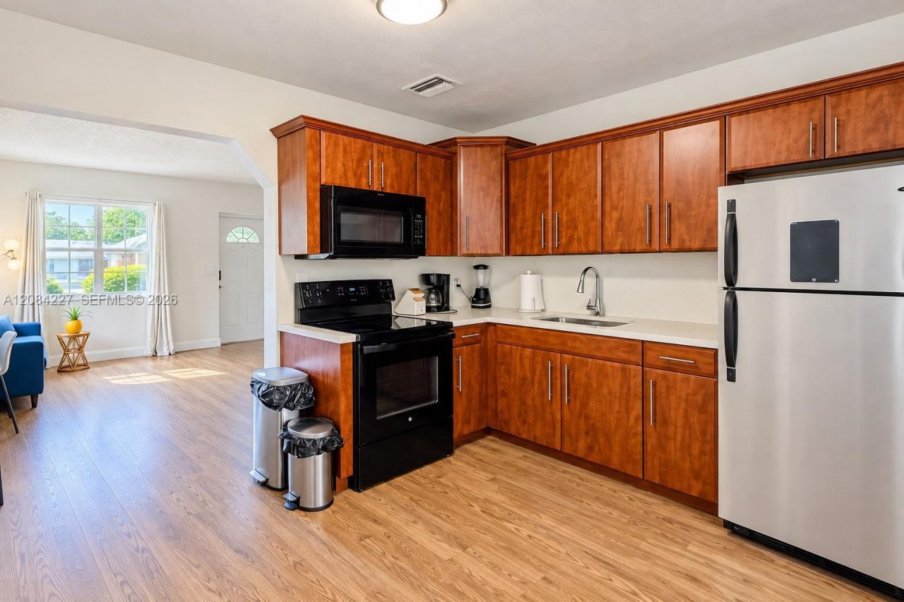 2740 Dewey St, Hollywood, FL 33020 Photo