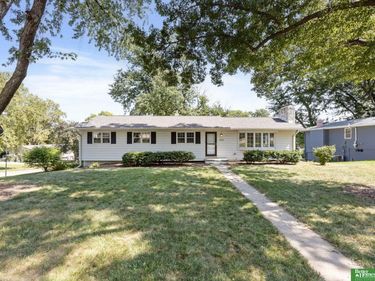 3505 S 105th Avenue, Omaha, NE 68124