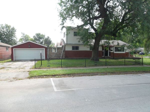 14045 S Claire Boulevard , Robbins, IL 60472