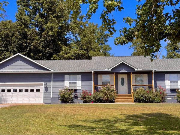 2217 Poplar Springs Bargerton Road , Lexington, TN 38351