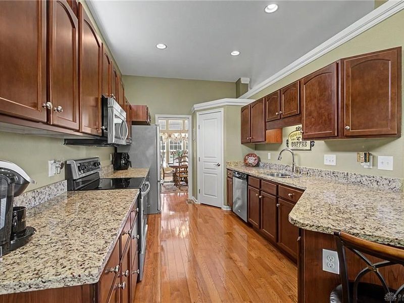 3638 Highland Green, Cincinnati, OH 45245 Photo 16
