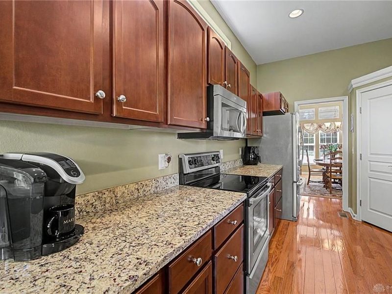 3638 Highland Green, Cincinnati, OH 45245 Photo 17