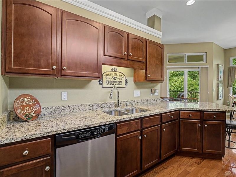3638 Highland Green, Cincinnati, OH 45245 Photo 18