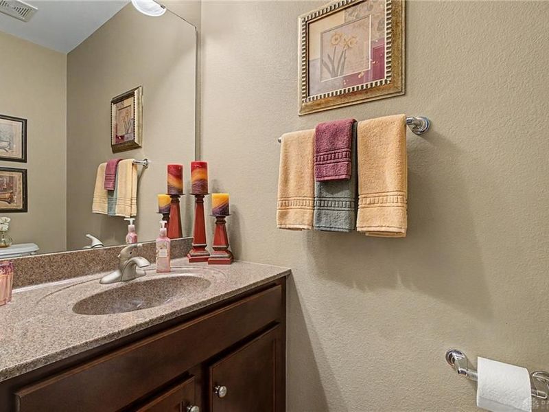 3638 Highland Green, Cincinnati, OH 45245 Photo 34