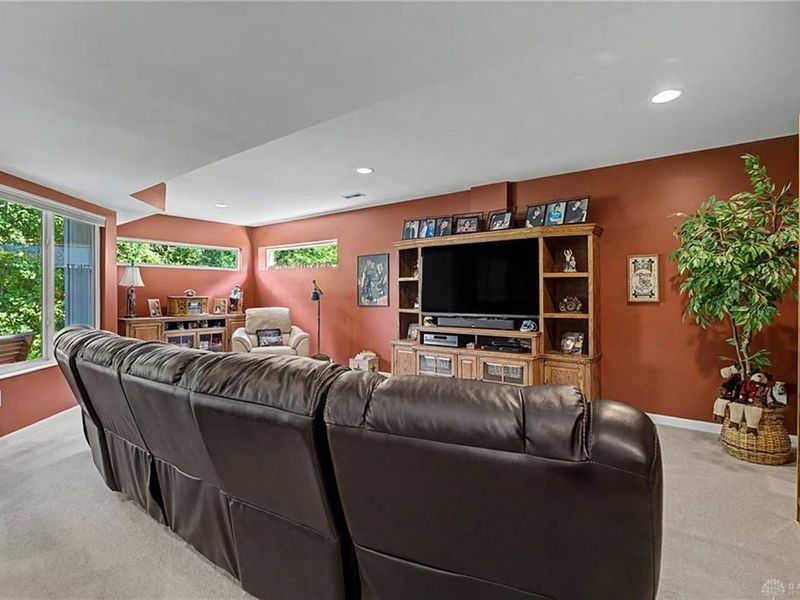 3638 Highland Green, Cincinnati, OH 45245 Photo 38
