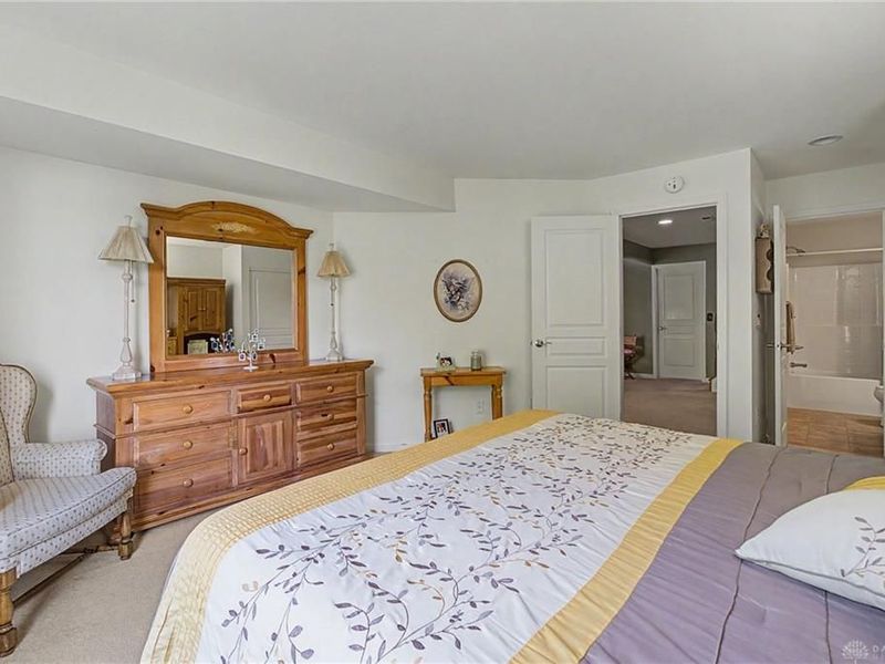 3638 Highland Green, Cincinnati, OH 45245 Photo 45
