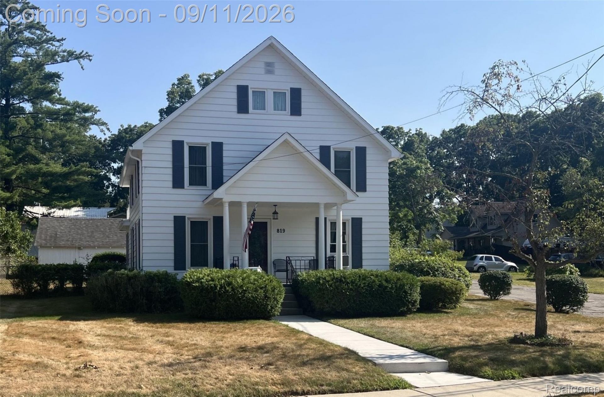 819 W Shiawassee Avenue , Fenton, Mi 48430 Main Photo