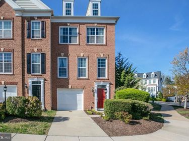 2449 BROOKMOOR LANE , WOODBRIDGE, VA 22191