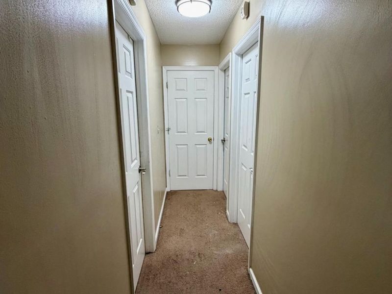 6896 Hunting Horn Court, Hamilton, OH 45011 Photo 10