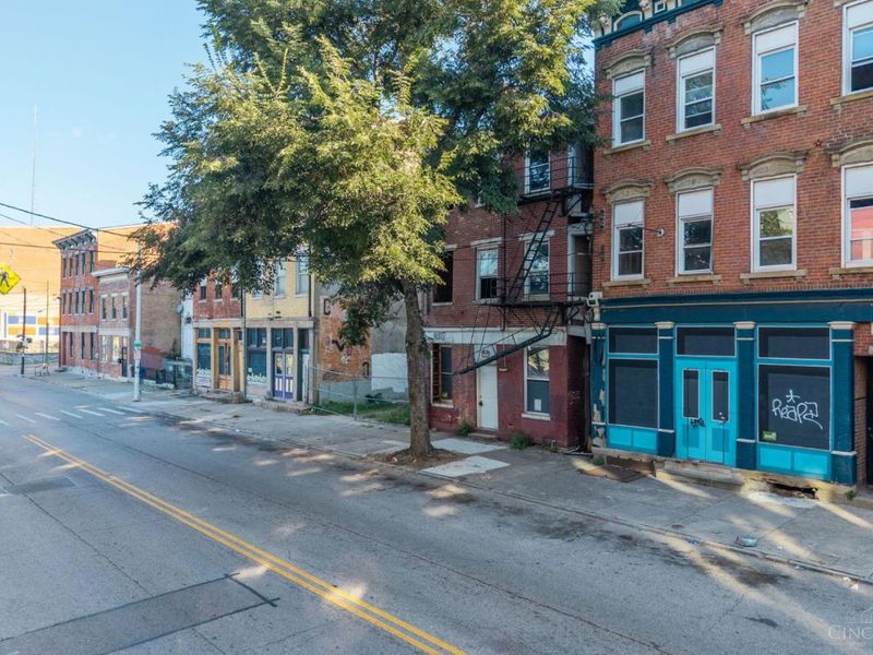 114 E Mcmicken Avenue, Cincinnati, OH 45202 Photo 8