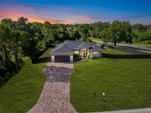 810 Sentinela BLVD , LEHIGH ACRES, FL 33974