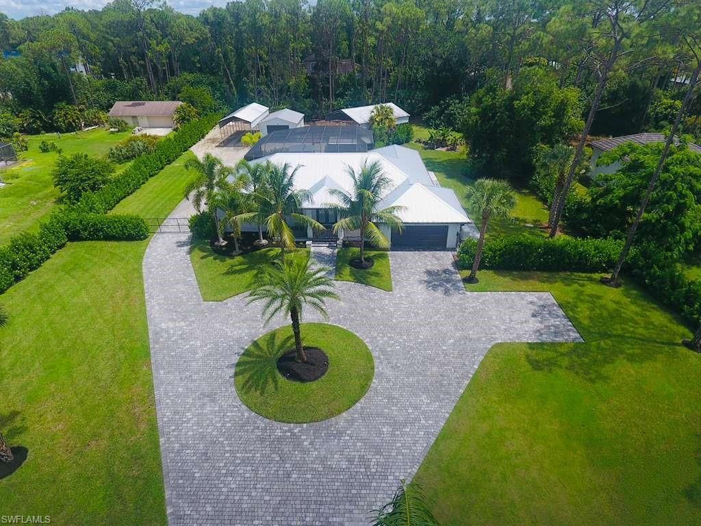 25211 Pinson Dr, Bonita Springs, FL 34135 Photo