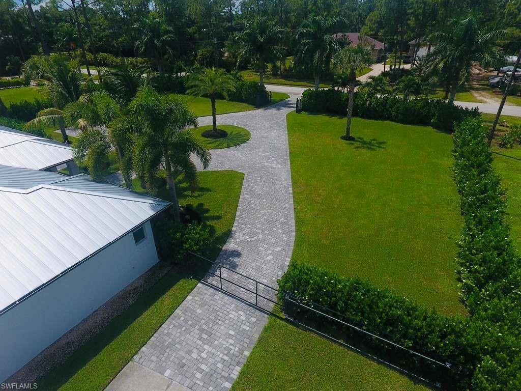 25211 Pinson Dr, Bonita Springs, FL 34135 Photo