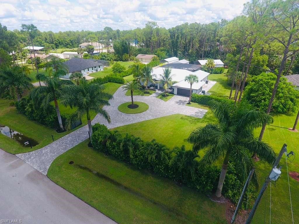25211 Pinson Dr, Bonita Springs, FL 34135 Photo
