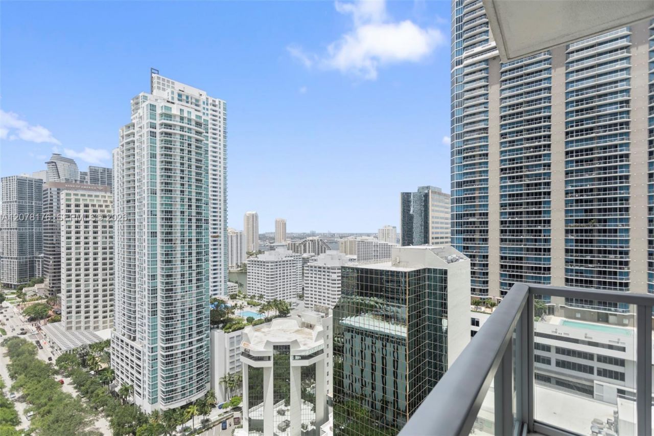 1060 Brickell Ave , Unit 2601, Miami, FL 33131 Photo