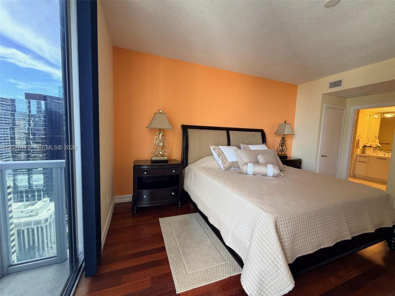 1060 Brickell Ave , Unit 2601, Miami, FL 33131 Photo
