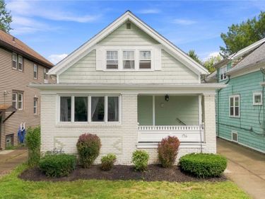 176 Crystal Avenue , Buffalo, NY 14220