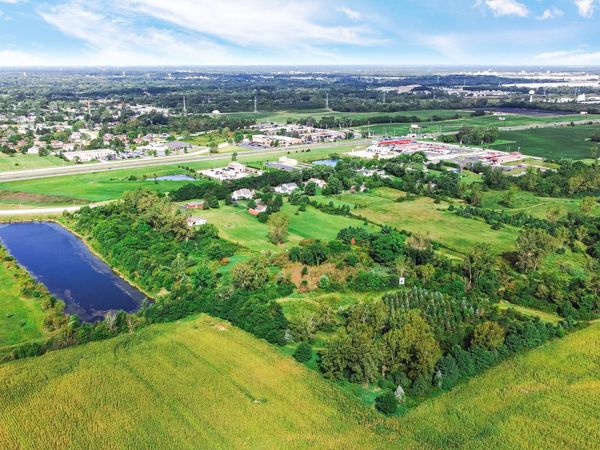 V S Volbrecht Road, Crete, IL 60417