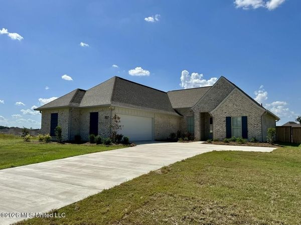 707 Kathleen Drive, Canton, MS 39046